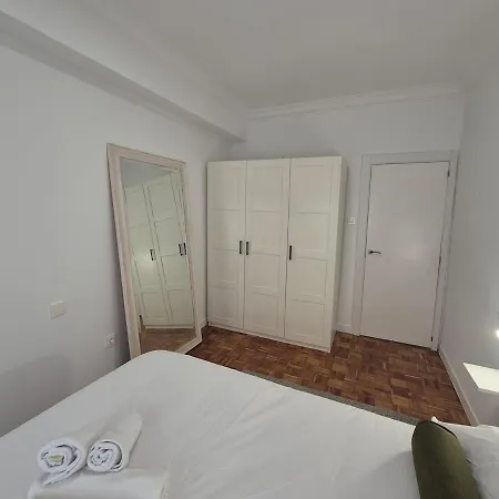 Moderno Con Garaje En 1a148 Apartment *