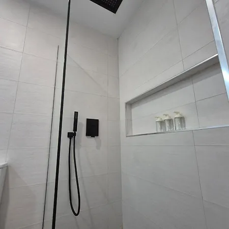 Apartment Moderno Con Garaje En 1a148 Gijon